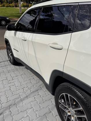 JEEP COMPASS 2.0 16V FLEX SPORT AUTOMÁTICO JEEP COMPASS 2.0 16V FLEX SPORT AUTOMÁTICO